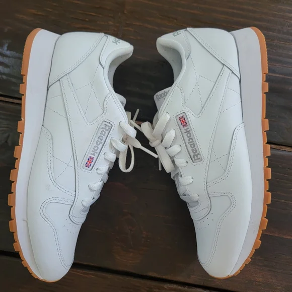 Reebok Classic White Sneakers - Picture 3 of 6